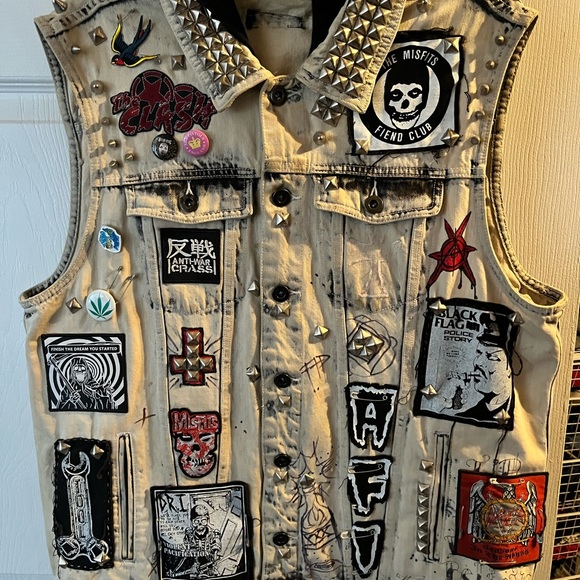 Punk rock ‘n’ roll, best hand stitched - Picture 1 of 2